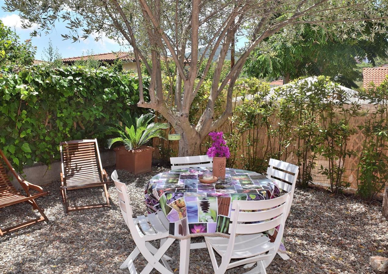 Villa Fiore Apartments Portoferraio Zewnętrze zdjęcie